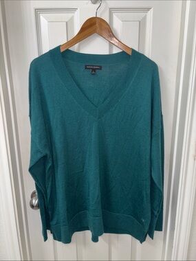 Banana Republic Teal Green V-Neck Sweater